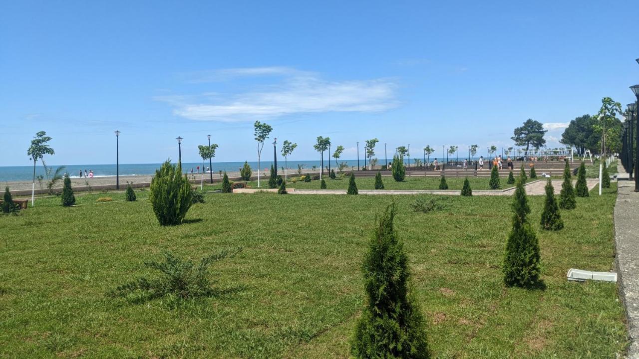 Tirkius House Hotell Kobuleti Eksteriør bilde