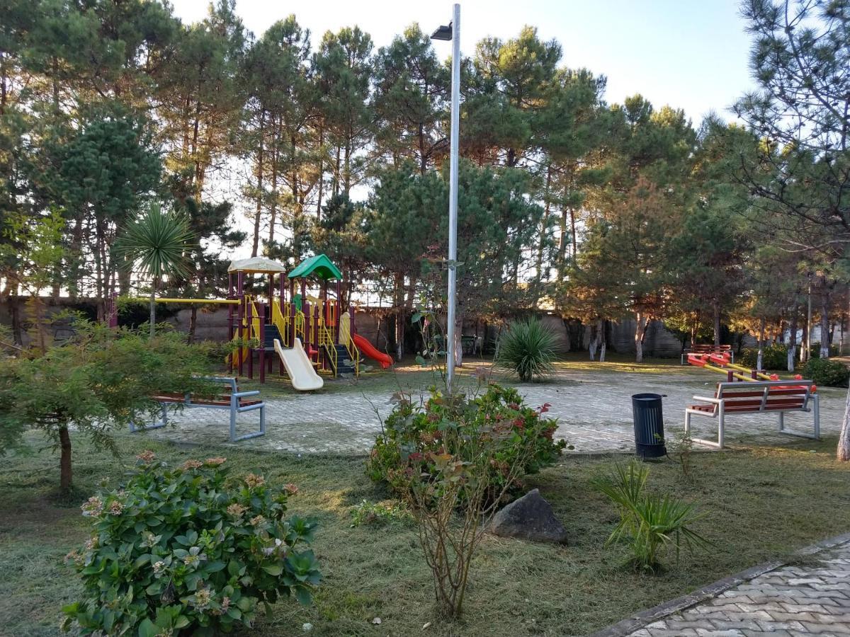 Tirkius House Hotell Kobuleti Eksteriør bilde